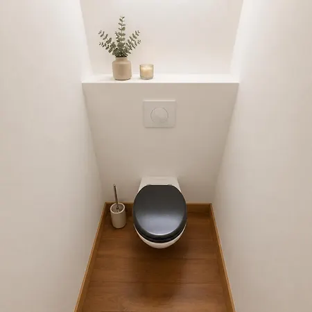 Boutique 1 Bedroom In 2 Apartment