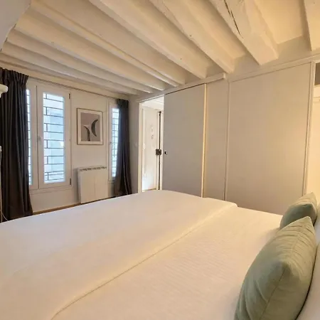 Boutique 1 Bedroom In 2 * Paris